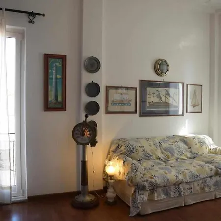 La Terrazza Sul Borgo Lägenhet Nettuno